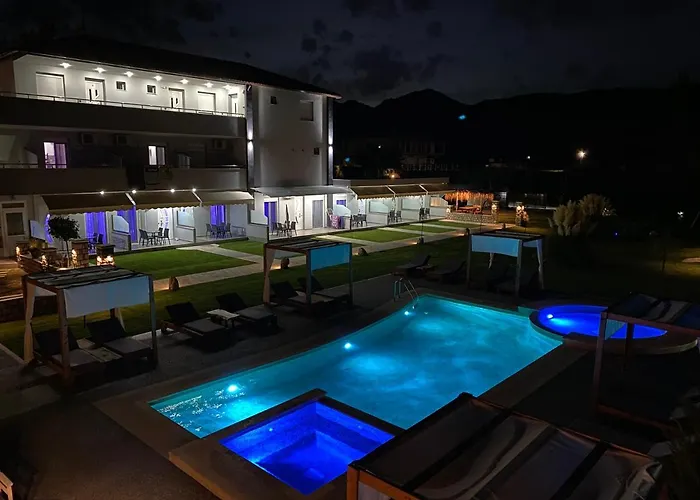 A Ponte Studios & Apartments